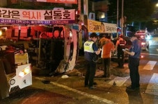 대전 교차로서 미니버스와 SUV 충돌…25명 다쳐