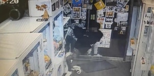 인형뽑기방 동전 털어와…후배들 시켜 1천만원 뜯은 10대