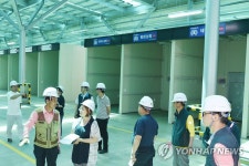 수원농수산물시장 채소판매 임시매장 마련