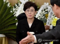 빈소 조문하는 최연혜