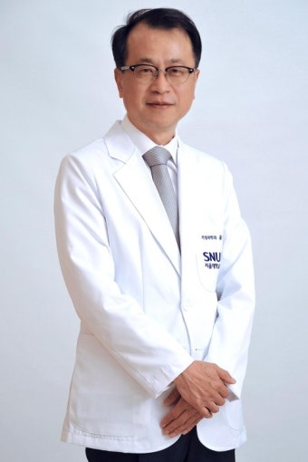 [동정] 한국건강학회 이사장에 윤영호 서울의대 교수