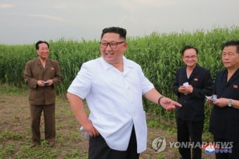 김정은, 북중 접경 비단섬 찾아…황금평 포함된 신도군 시찰