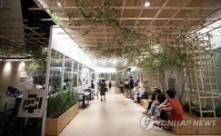 현대백화점 무역센터점 리뉴얼 오픈