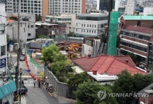 공사 중단된 동화동 주차장 사업