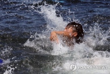 폭염엔 시원한 바다가 최고