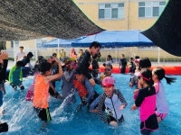 워터파크서 물놀이해요 세종시 부강초, 교내에 풀장 조성