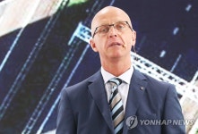 인사말 하는 신임 스카니아코리아 대표이사