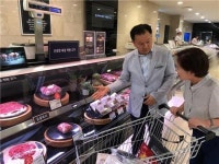뛰어놀며 자란 돼지·스트레스 없는 닭…착한 식품이 뜬다