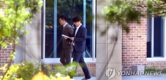 특검, 김경수 지사 집무실·관사 압수수색…소환 초읽기(종합)