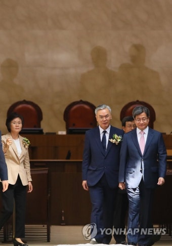 노정희 김선수 이동원 신임 대법관 취임