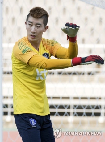 몸푸는 대헤아 '조현우'