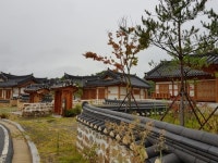 경북도청 공무원 신도시 홍보용 한옥서 공짜 숙박