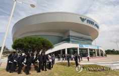 인천공항 스카이 돔에서 생활체육을...