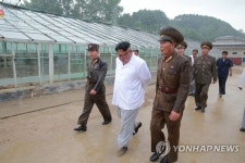 북한 김정은, 평남 양덕군 온천지구 시찰