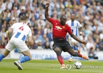 맨시티, EPL 2R 6-1 대승…맨유는 브라이턴에 2-3 패배