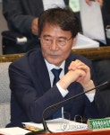 예결위 참석한 장하성 정책실장