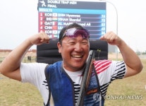 -아시안게임- 신현우, 남자 더블트랩 금메달…한국 사격 첫 금(종합)
