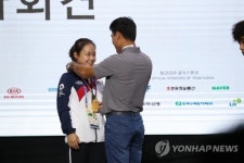 [아시안게임] '대를 이은 금메달' 여홍철·여서정, 보기만 해도 흐뭇한 부녀