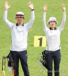 인사하는 김종호-소채원