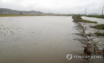 경기·강원 북부 400 '물 폭탄'…남부지방은 34도 폭염