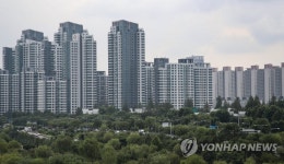 3.3㎡당 1억 원 돌파한 서울 반포 아파트 일대