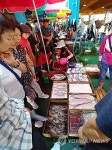 홍원항 전어·꽃게 축제장 찾은 관광객들