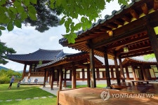 고풍스런 운암정