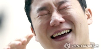 사격황제 진종오 '참았던 눈물'