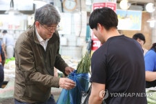 강신욱 통계청장, 대전 문창시장 방문