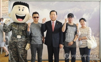 [동정] 병무청장, 공군 현역병 입영문화제 참석