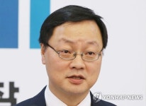 한국당 윤리위원장에 김영종 전 검사