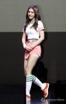 JYP 떠난 전소미, YG 레이블과 계약…솔로가수 데뷔