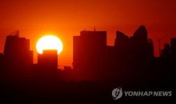 파리, 브렉시트 이후 금융거래 허브로 떠오른다