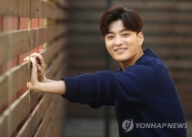 장승조, 아는 와이프 윤대리로 열연