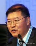 축사하는 지안 리우 유엔환경 과학국장