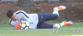 벤투호 수문장 노리는 김진현