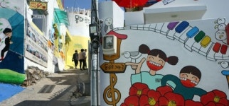 [쉿! 우리동네] 캔버스가 된 담벼락…한국의 몽마르트르 통영 동피랑