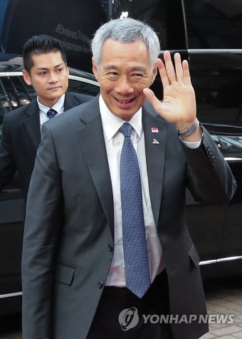 리셴룽 싱가포르 총리 ASEM 회의장 도착