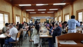 [어촌은 지금] ① 피조개로 일군 6차 산업…여수 안포마을