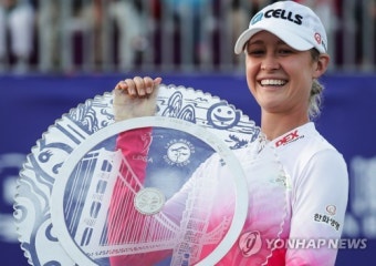 넬리 코르다, 대만서 생애 첫 LPGA 우승…'챔피언 자매' 3호(종합)