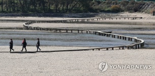 영주 무섬마을 찾은 관광객