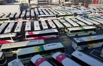 경남자동차노조 버스 파업 유보…'버스 대란' 일단 피해