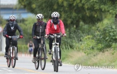 영산강 자전거길, 마을 진입로와 겹쳐…주민들 사고 위험