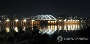 8년만에 불 밝힌 양화대교