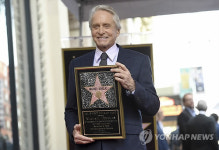 美배우 마이클 더글러스,