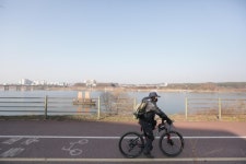 [길따라 멋따라] 가을, 겨울을 스쳐가는 라이딩의 묘미…수도권 자전거길