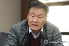 인터뷰하는 이계문 신임 서민금융진흥원장