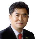 김철수 도의원 전북 연간 2천건 태양광시설 허가…직원은 2명
