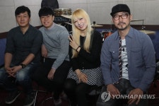 21주년 기념공연 앞둔 더더