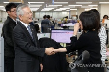 김용삼 문화체육관광부 제1차관 세종청사 첫 출근